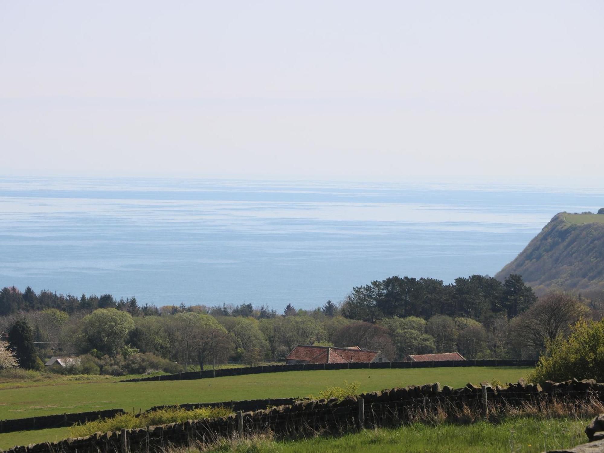 Carters Villa Staintondale Exterior photo